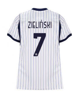 Billige Fotballdrakt Inter Milan Piotr Zielinski #7 Replika Bortedrakt Dame 2026-27 Kortermet Billige Fotballdrakt Inter Milan Piotr Zielinski #7 Replika Bortedrakt Dame 2026-27 Kortermet